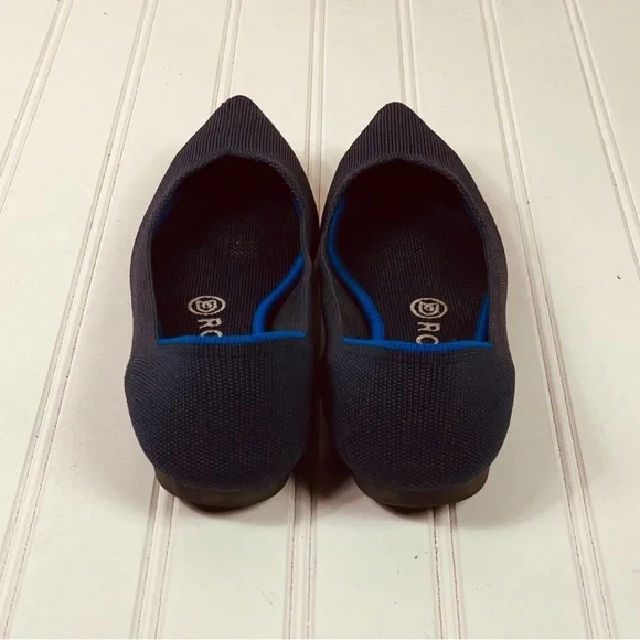 Rothy’s “The Point” in Navy Blue Size 8 *EUC* - Picture 8 of 12